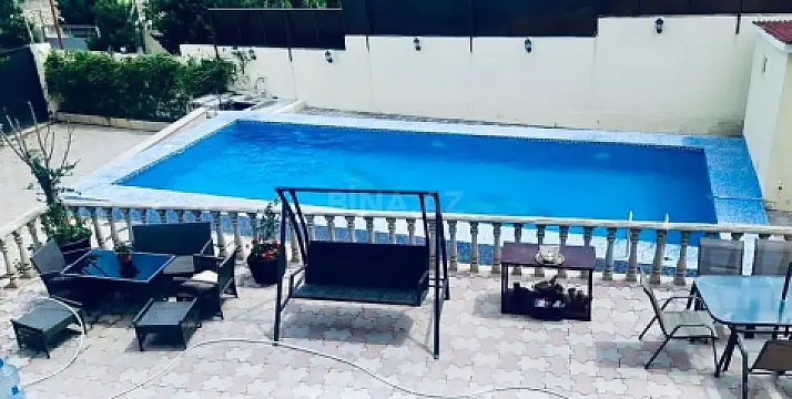 Satılır 6 otaqlı həyət evi 430 m²