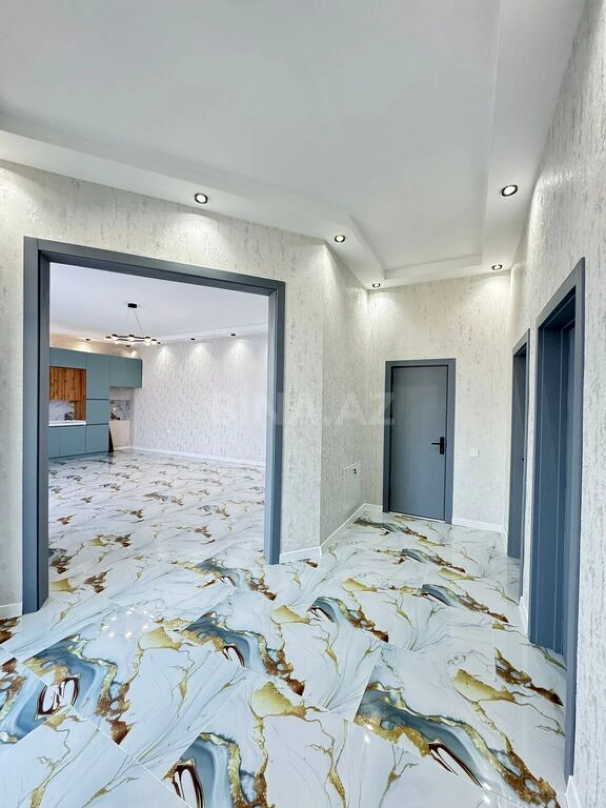 Satılır 4 otaqlı həyət evi 160 m²