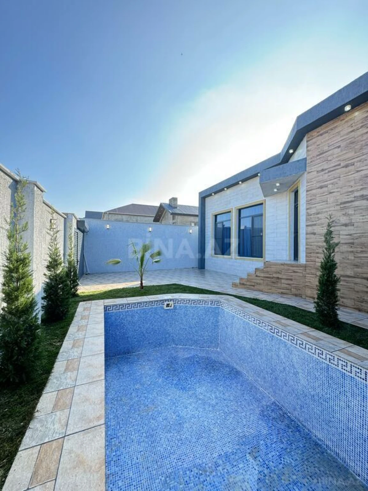 Satılır 4 otaqlı həyət evi 160 m²