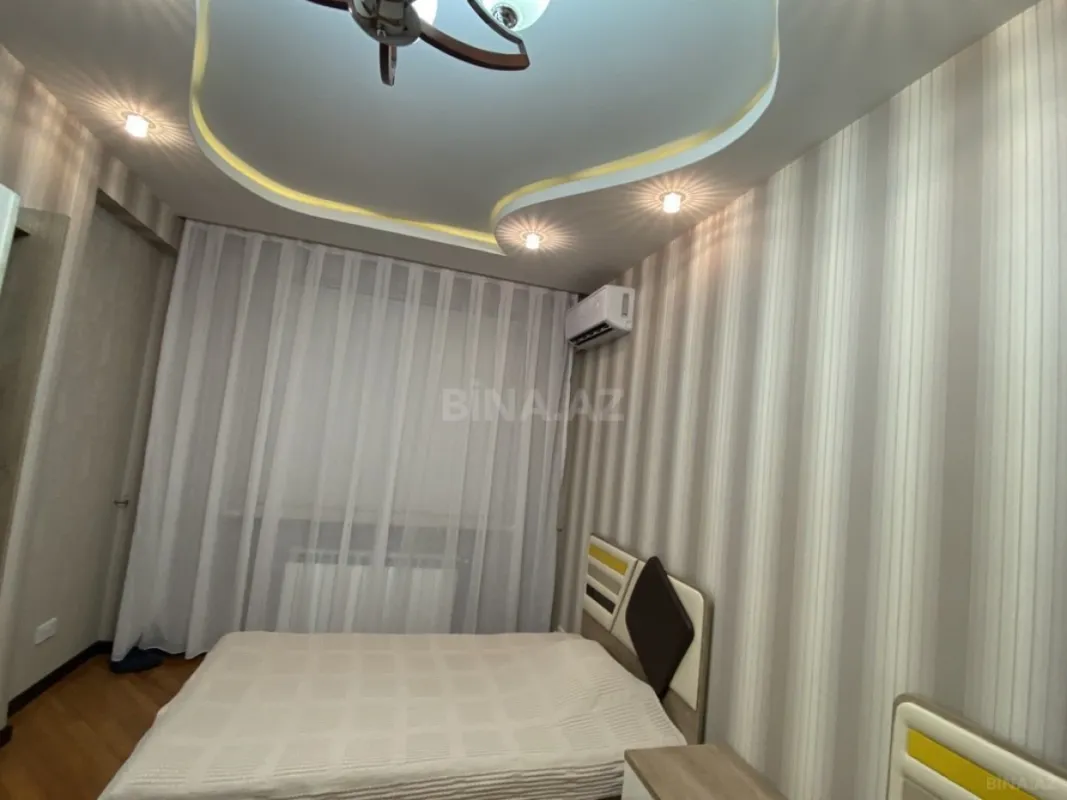 Satılır 3 otaqlı mənzil 115 m²