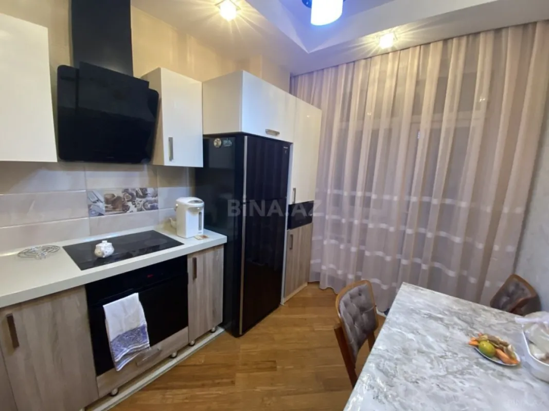 Satılır 3 otaqlı mənzil 115 m²