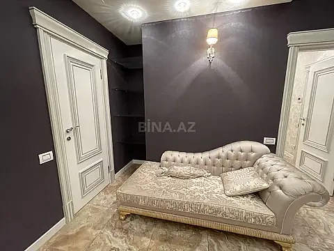 Kirayə verilir 4 otaqlı mənzil 223 m²