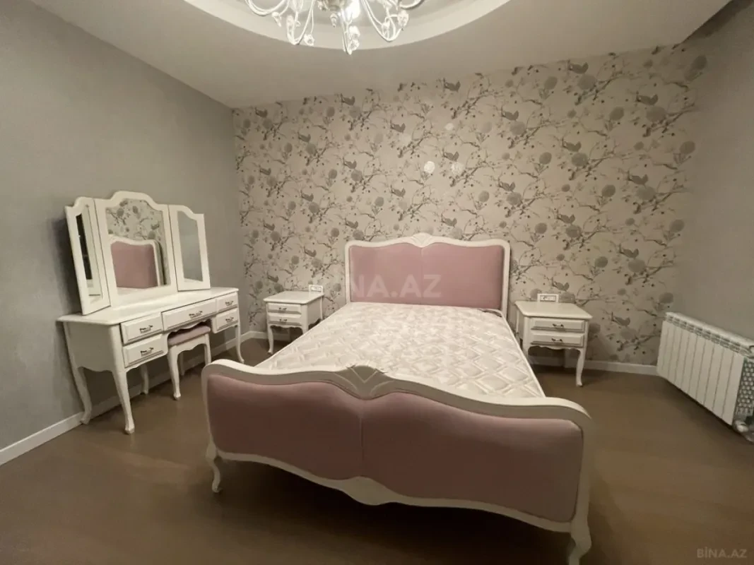 Kirayə verilir 4 otaqlı mənzil 223 m²