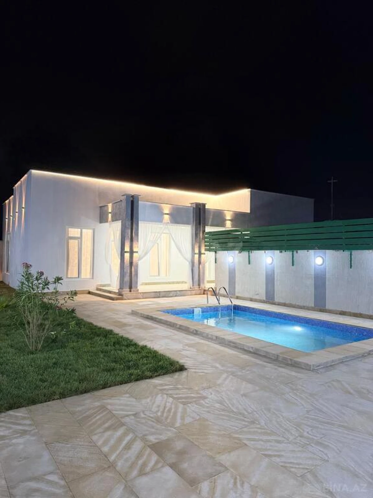 Satılır 4 otaqlı həyət evi 150 m²