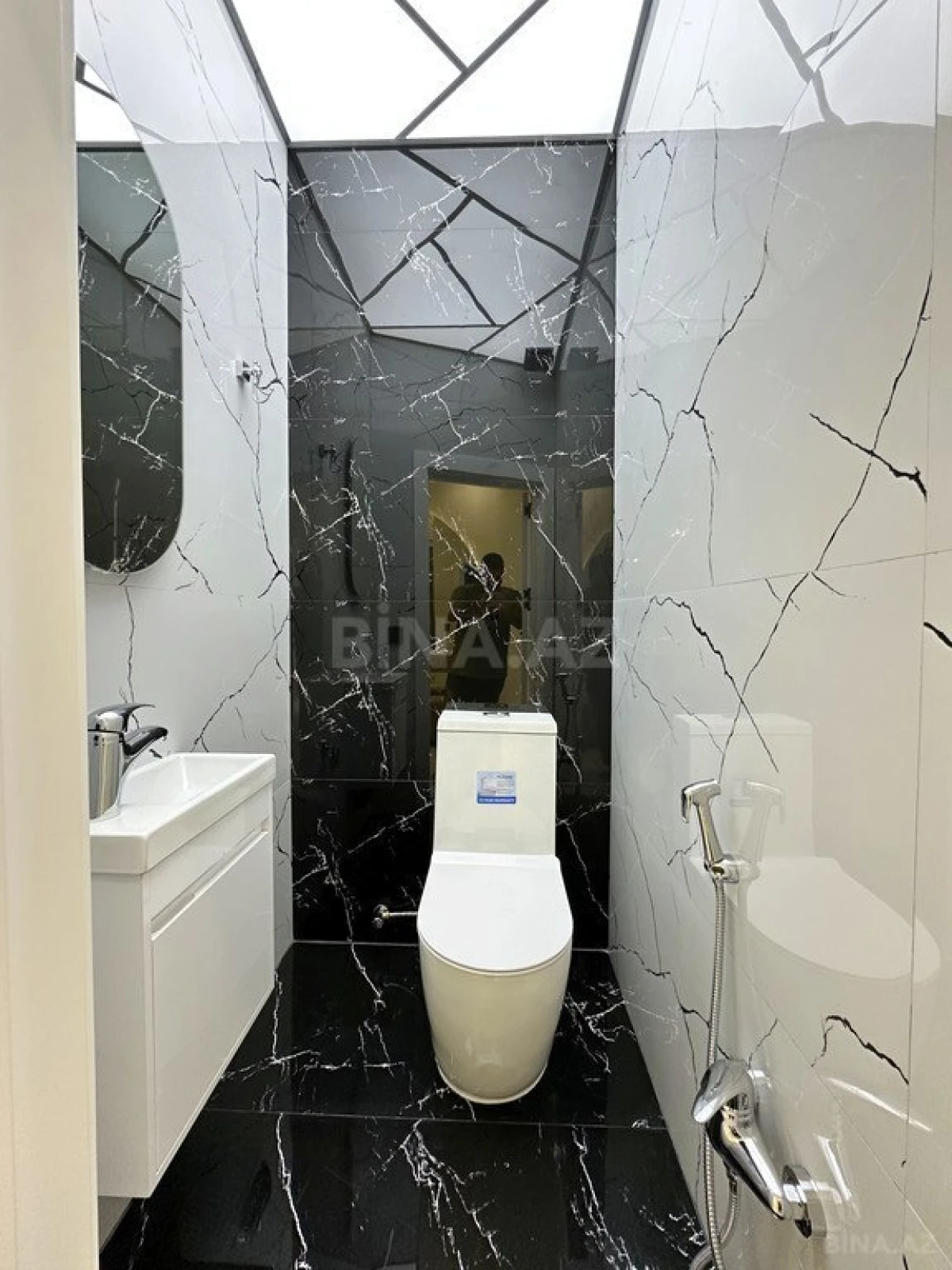 Satılır 3 otaqlı mənzil 100 m²