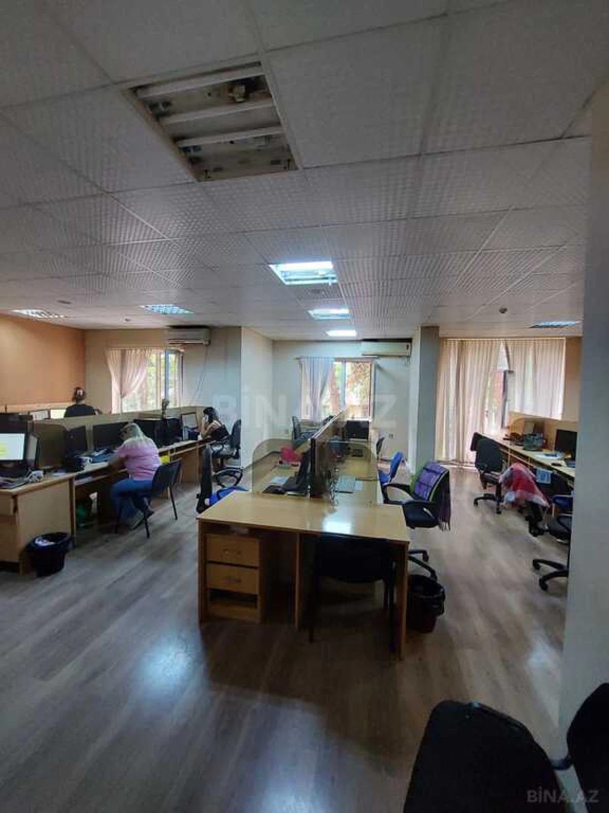 Satılır 5 otaqlı mənzil 227 m²