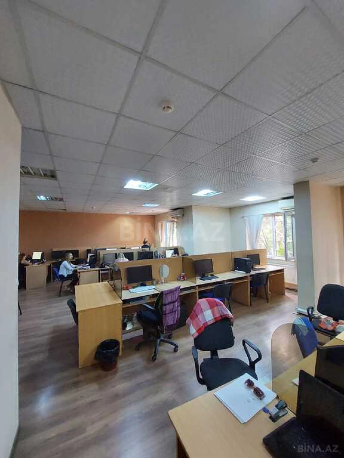 Satılır 5 otaqlı mənzil 227 m²