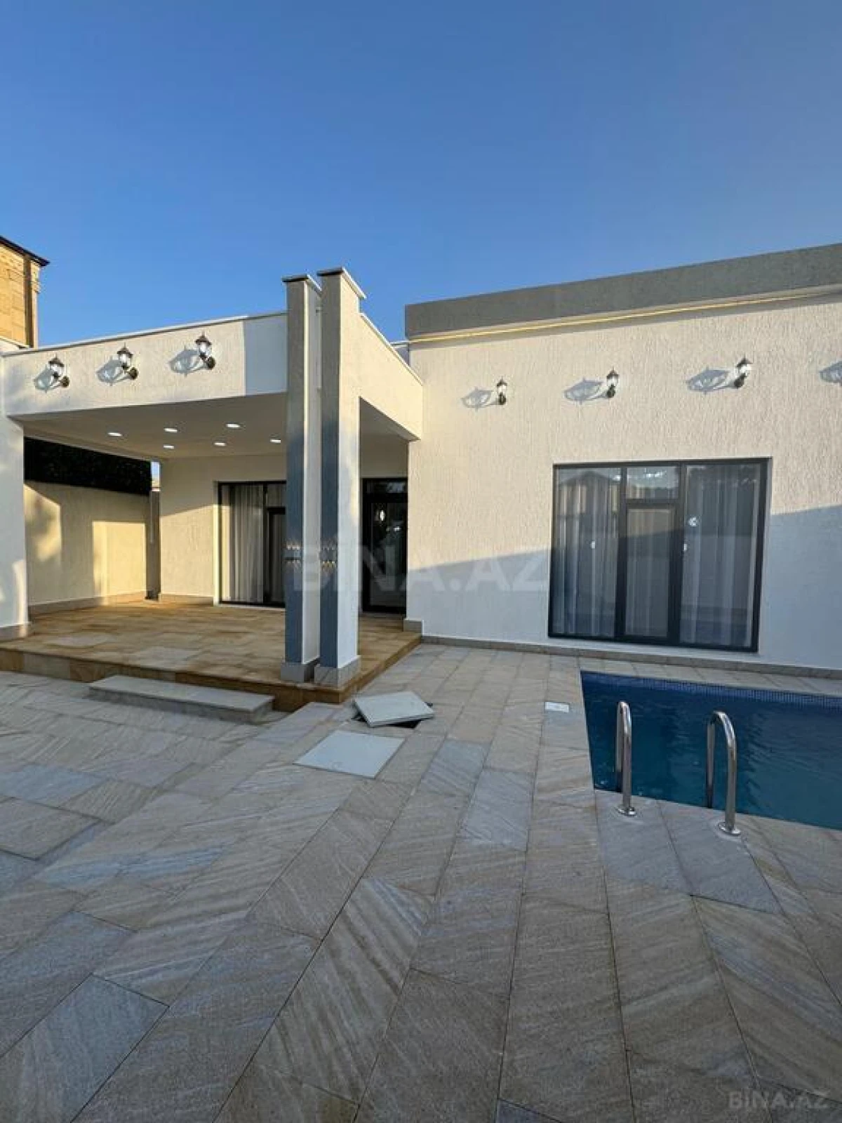 Satılır 4 otaqlı həyət evi 160 m²