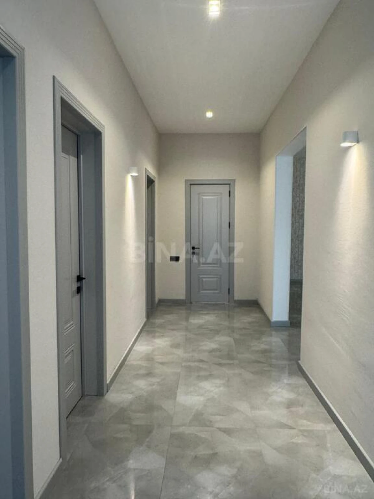 Satılır 4 otaqlı həyət evi 180 m²