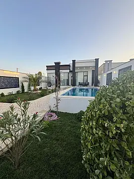 Satılır 4 otaqlı həyət evi 160 m²