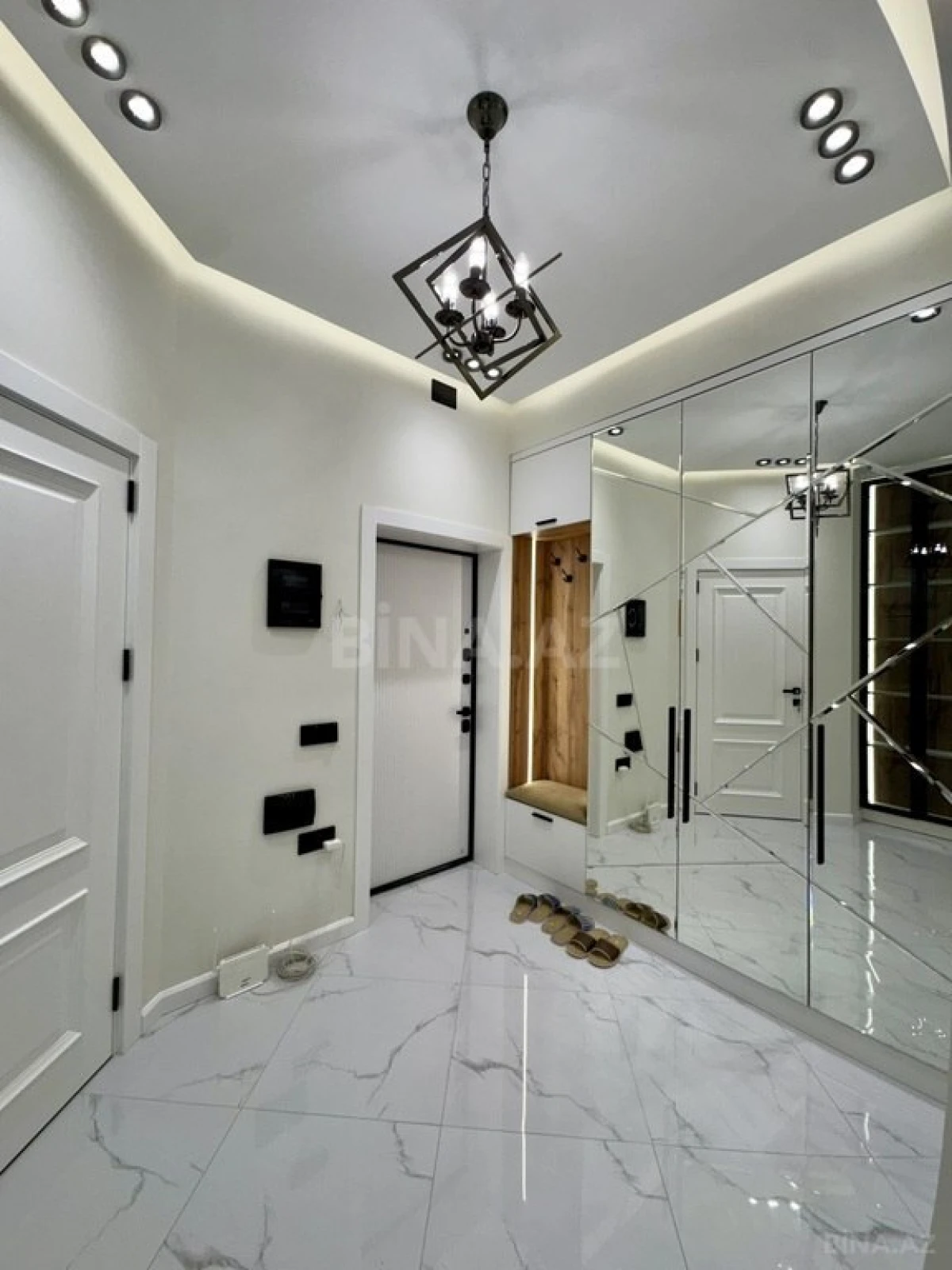 Satılır 3 otaqlı mənzil 100 m²