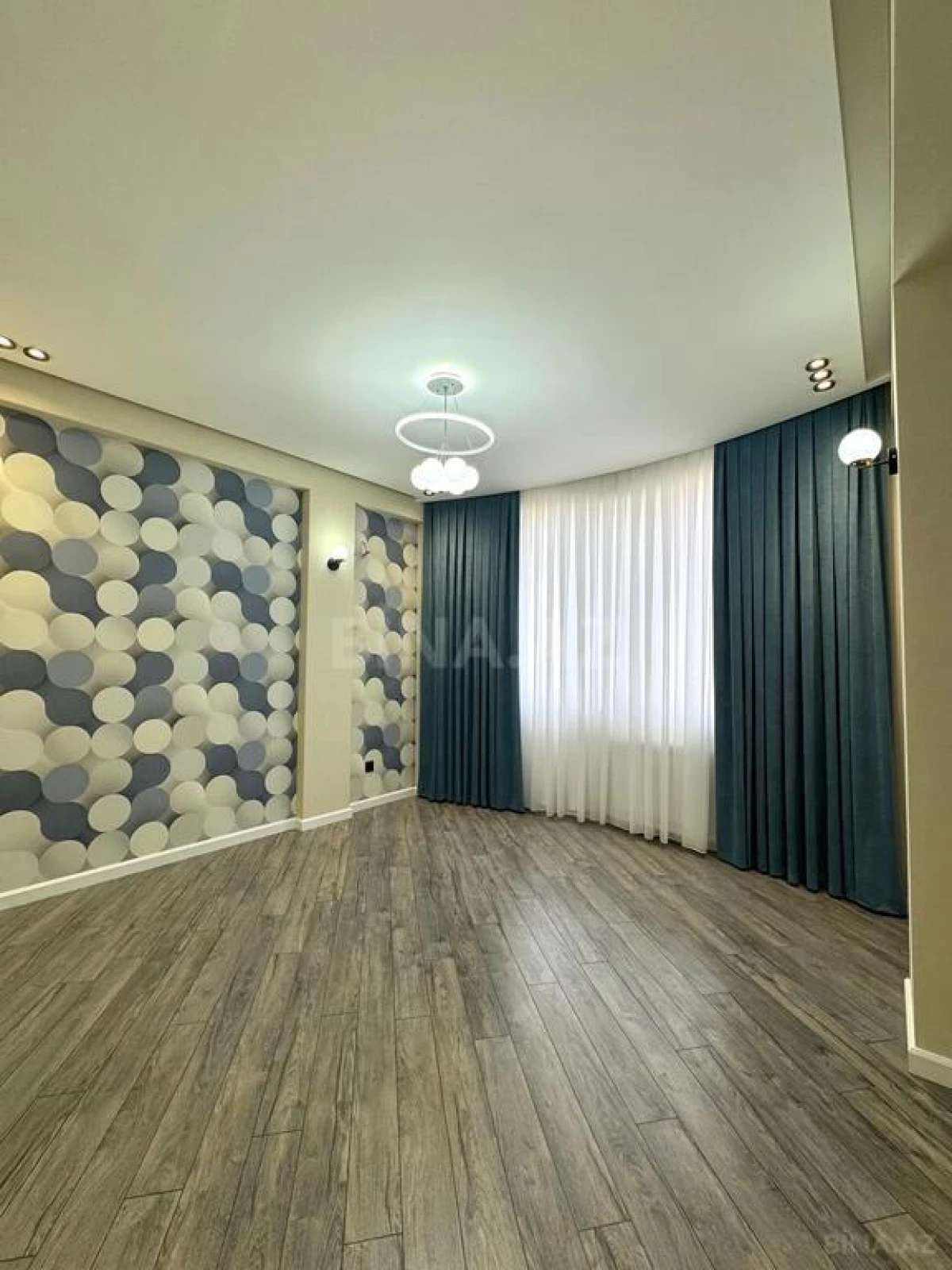 Satılır 3 otaqlı mənzil 100 m²