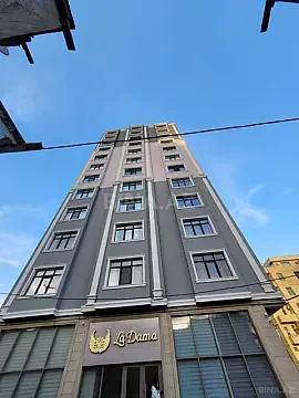 Satılır 3 otaqlı mənzil 120 m² — Bakı, Nizami 3 otaq 120.00 m²