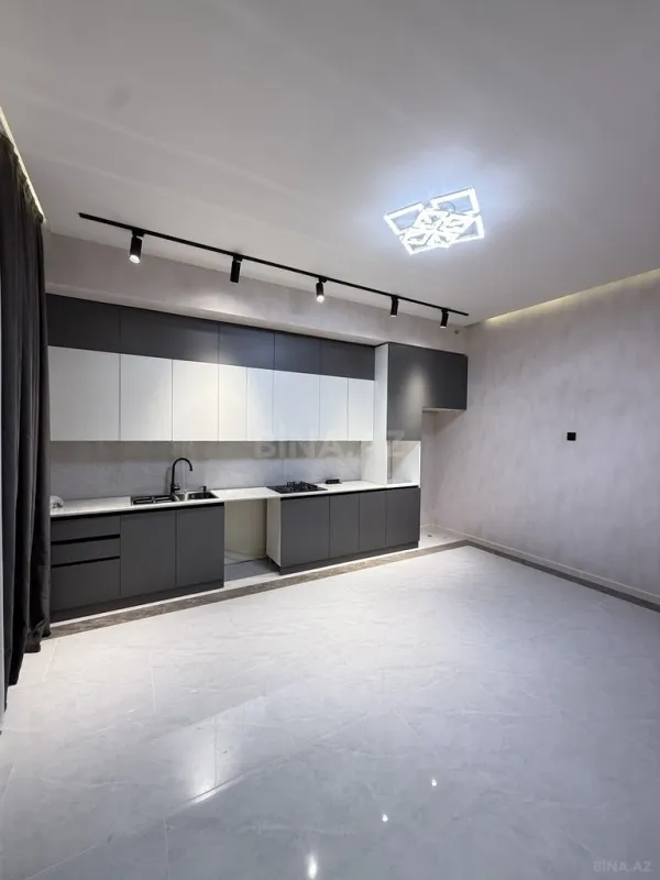 Satılır 4 otaqlı həyət evi 230 m²