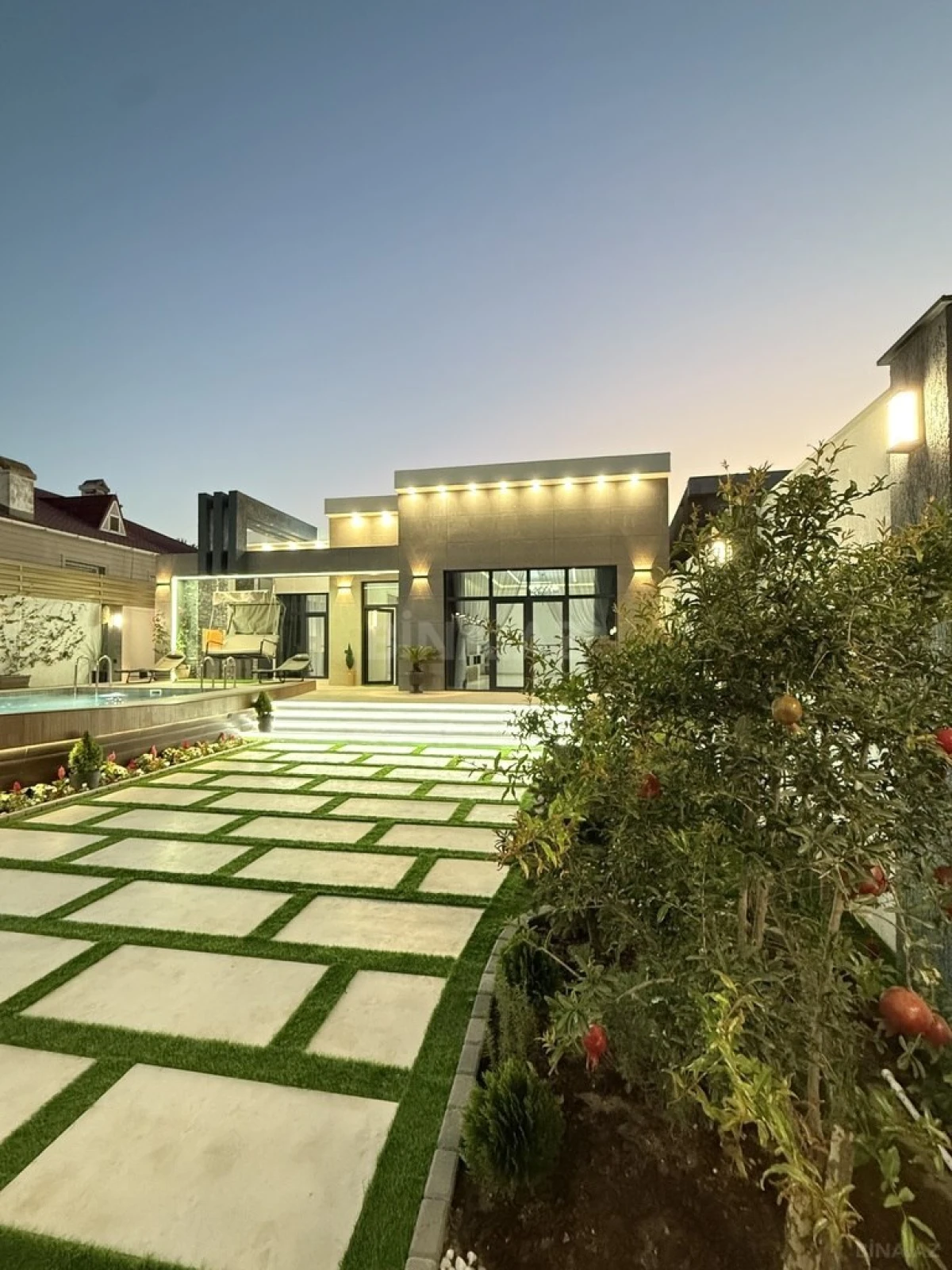 Satılır 4 otaqlı həyət evi 230 m²