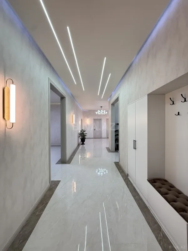 Satılır 4 otaqlı həyət evi 230 m²