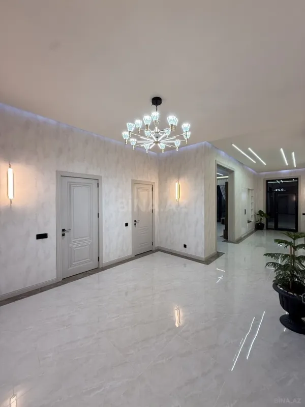 Satılır 4 otaqlı həyət evi 230 m²