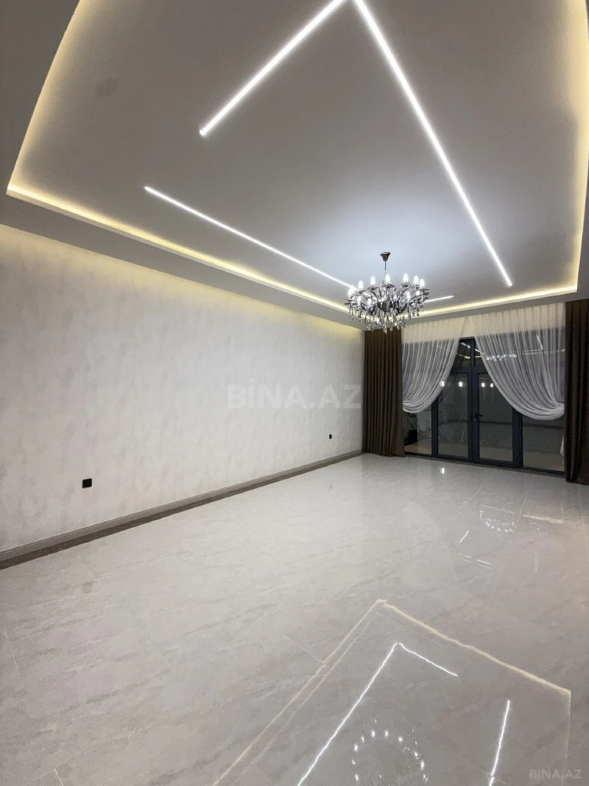 Satılır 4 otaqlı həyət evi 230 m²