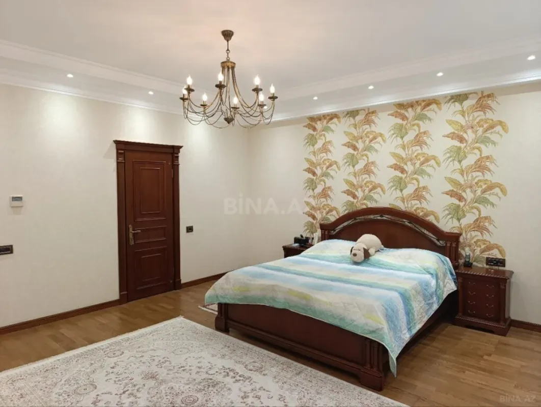 Kirayə verilir 4 otaqlı mənzil 190 m²