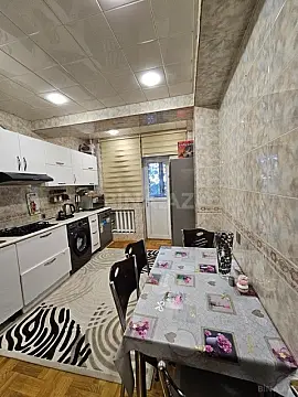 Satılır 3 otaqlı mənzil 112 m²