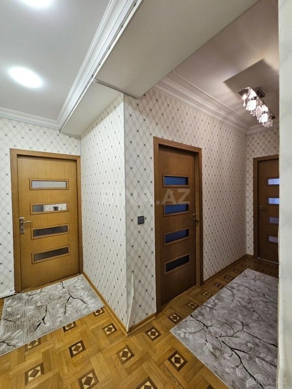 Satılır 3 otaqlı mənzil 112 m²