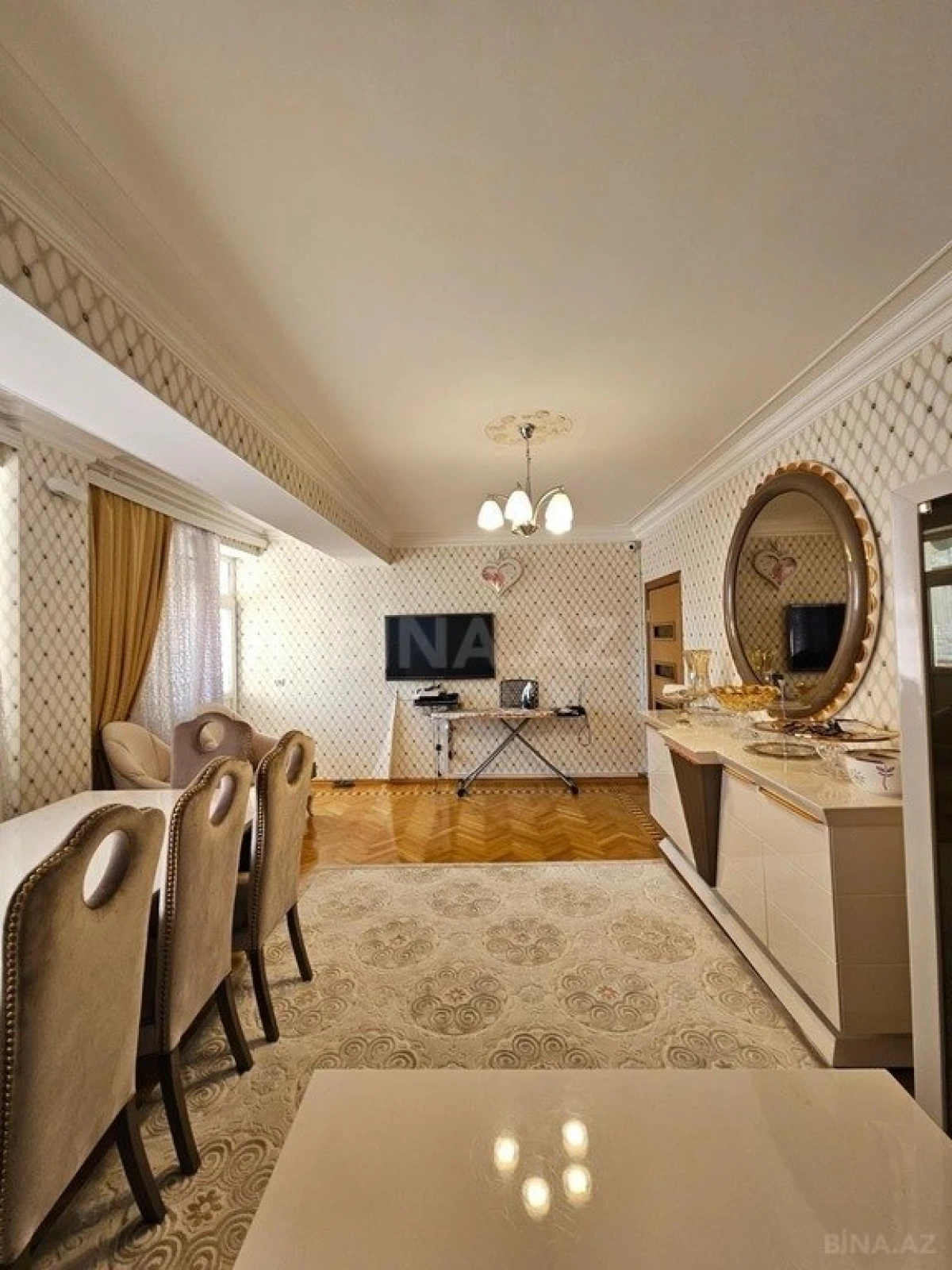 Satılır 3 otaqlı mənzil 112 m²