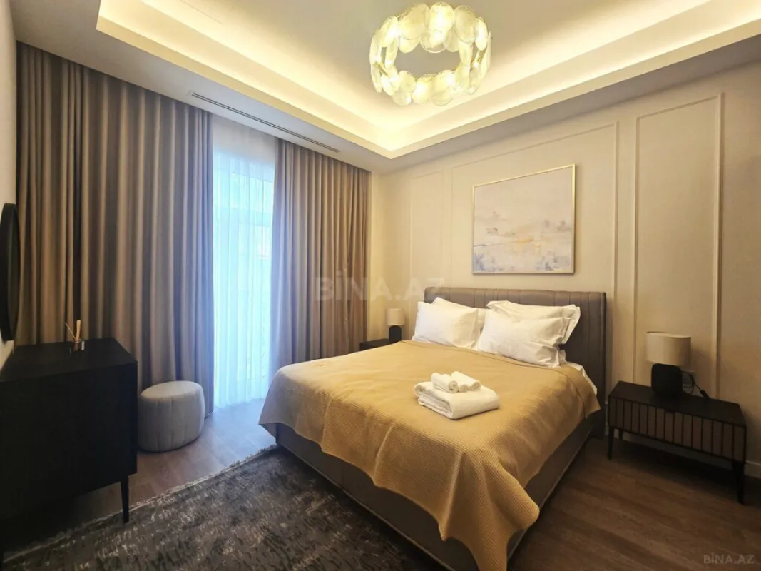 Satılır 3 otaqlı mənzil 105 m²