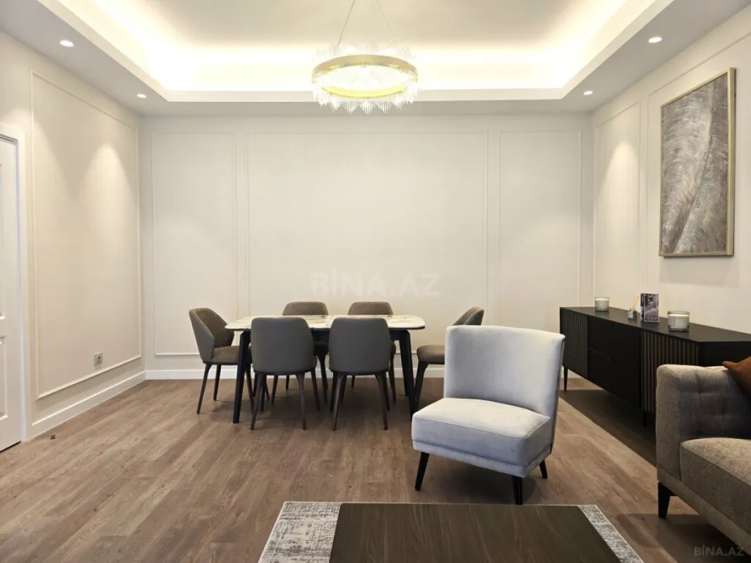 Satılır 3 otaqlı mənzil 105 m²