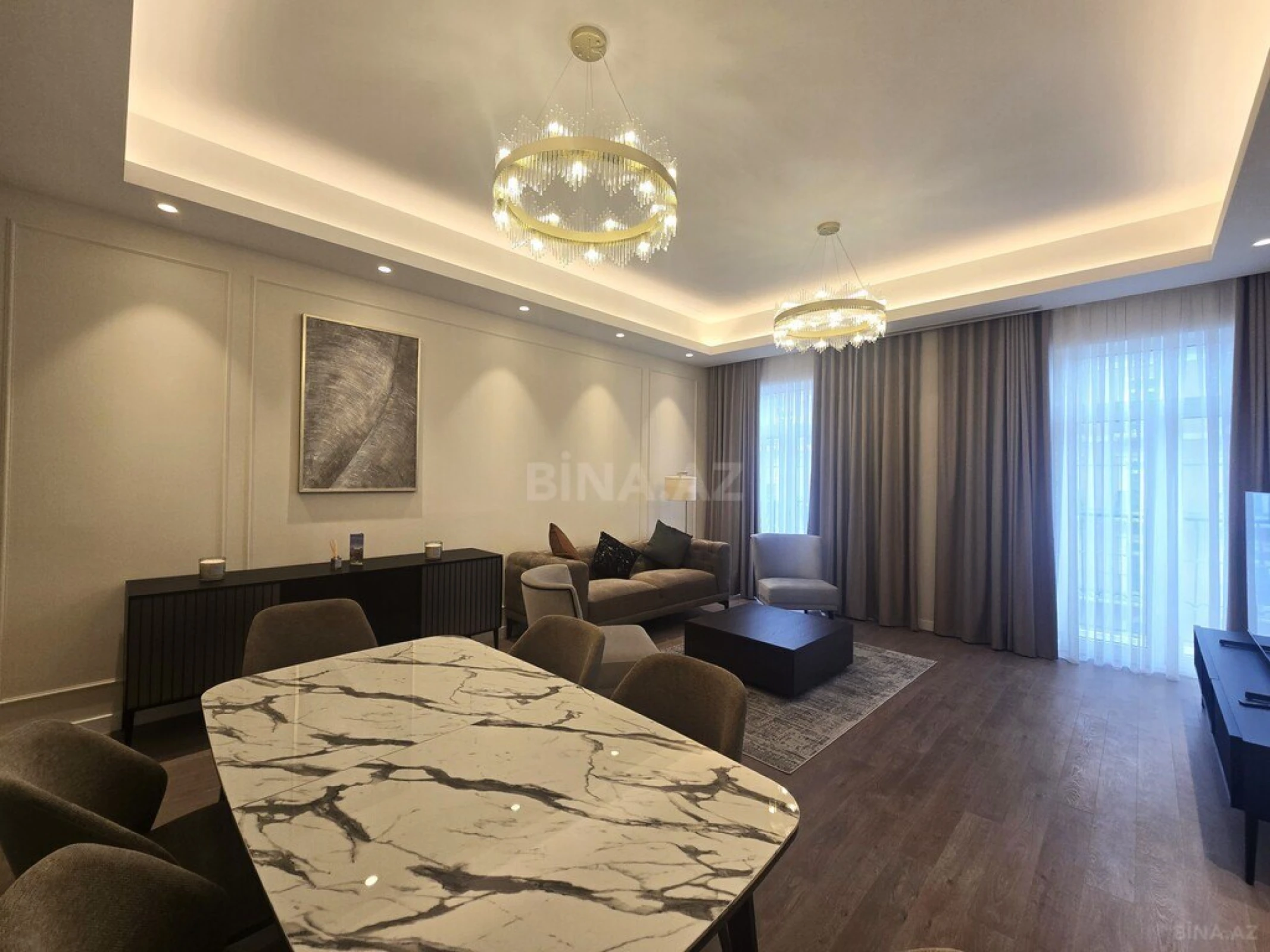Satılır 3 otaqlı mənzil 105 m²
