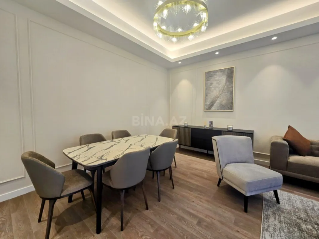 Satılır 3 otaqlı mənzil 105 m²