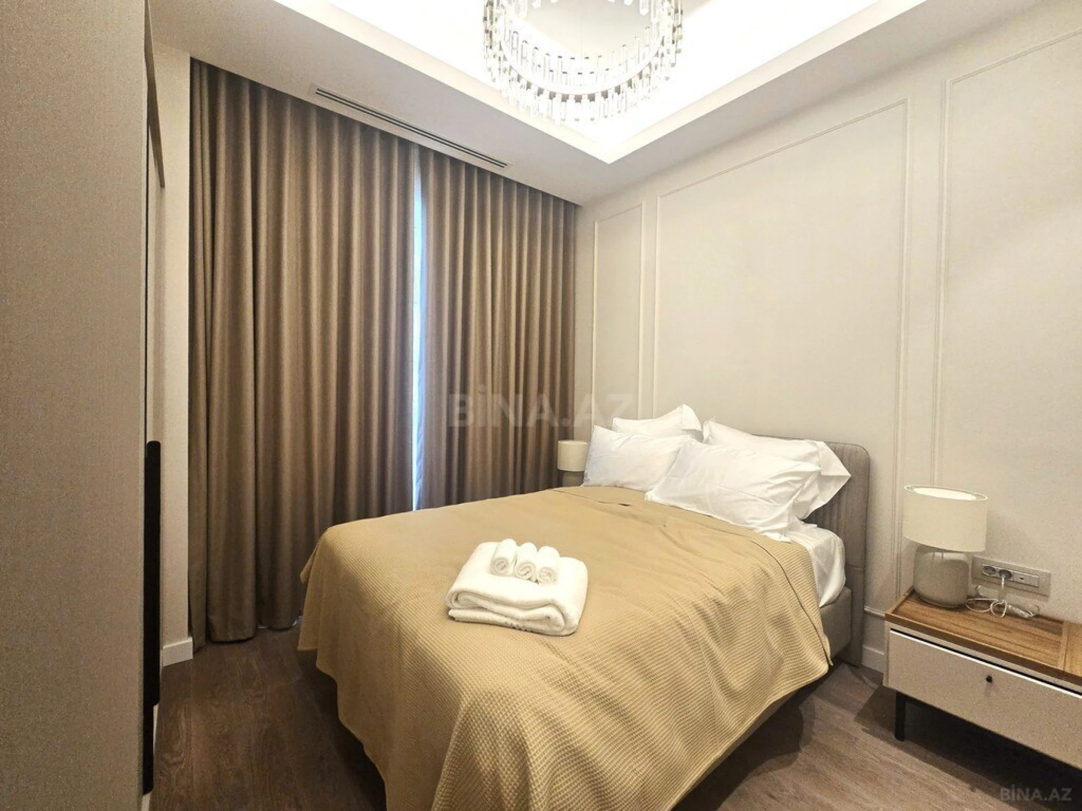 Satılır 3 otaqlı mənzil 105 m²
