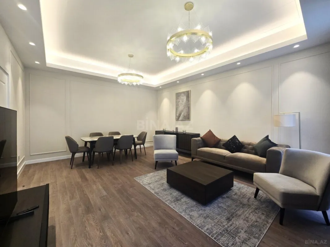 Satılır 3 otaqlı mənzil 105 m²