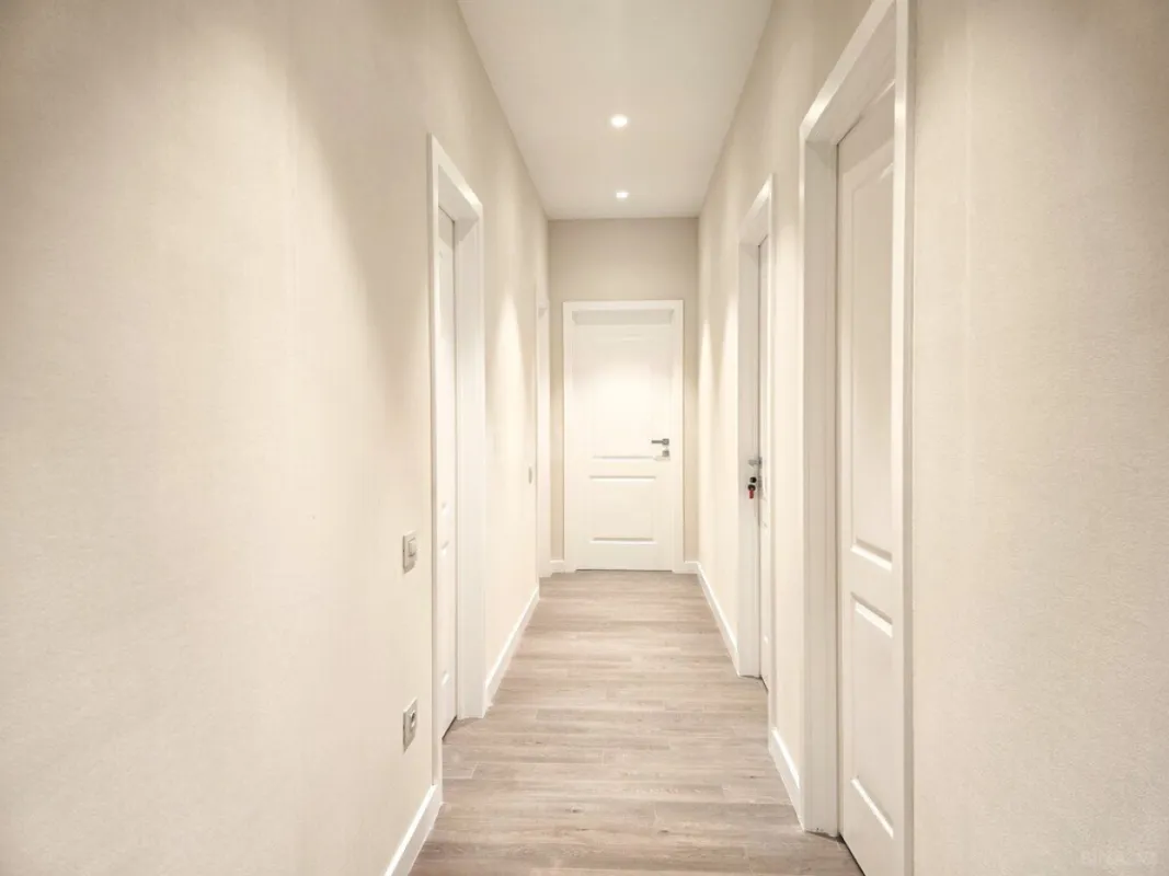 Satılır 3 otaqlı mənzil 105 m²