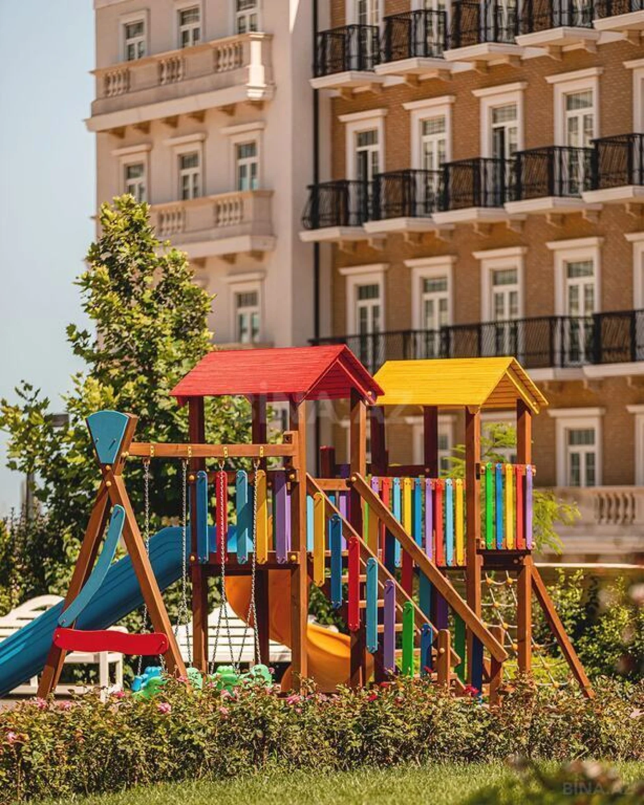 Satılır 3 otaqlı mənzil 105 m²