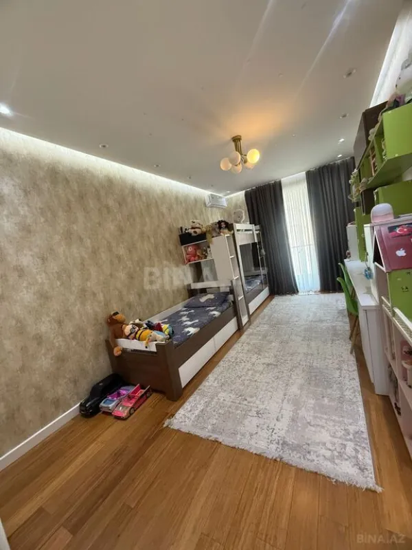 Satılır 3 otaqlı mənzil 98 m²