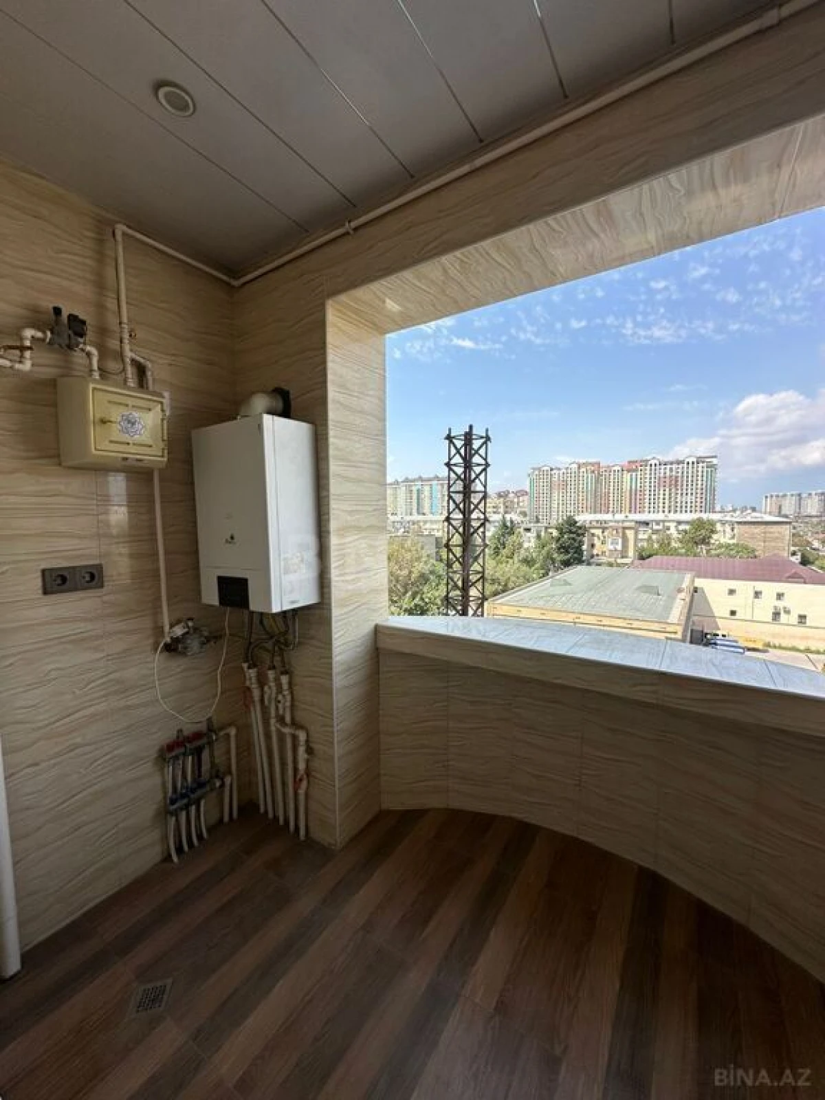 Kirayə verilir 2 otaqlı mənzil 63 m²