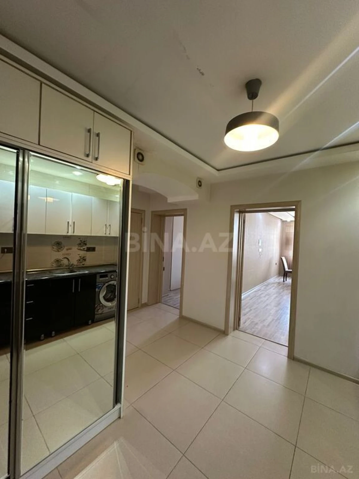 Kirayə verilir 2 otaqlı mənzil 63 m²