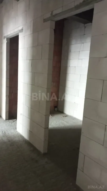 Satılır 3 otaqlı mənzil 146 m²