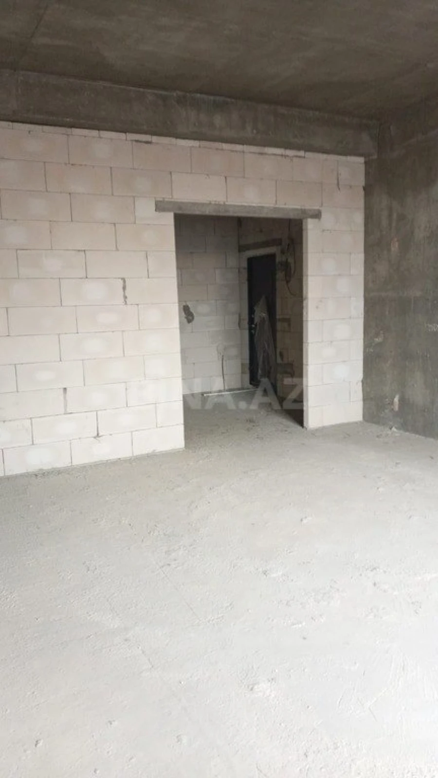 Satılır 3 otaqlı mənzil 146 m²