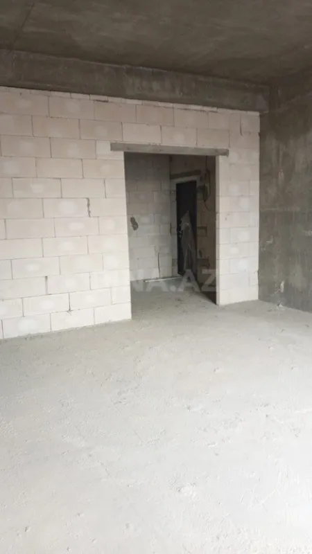 Satılır 3 otaqlı mənzil 146 m²