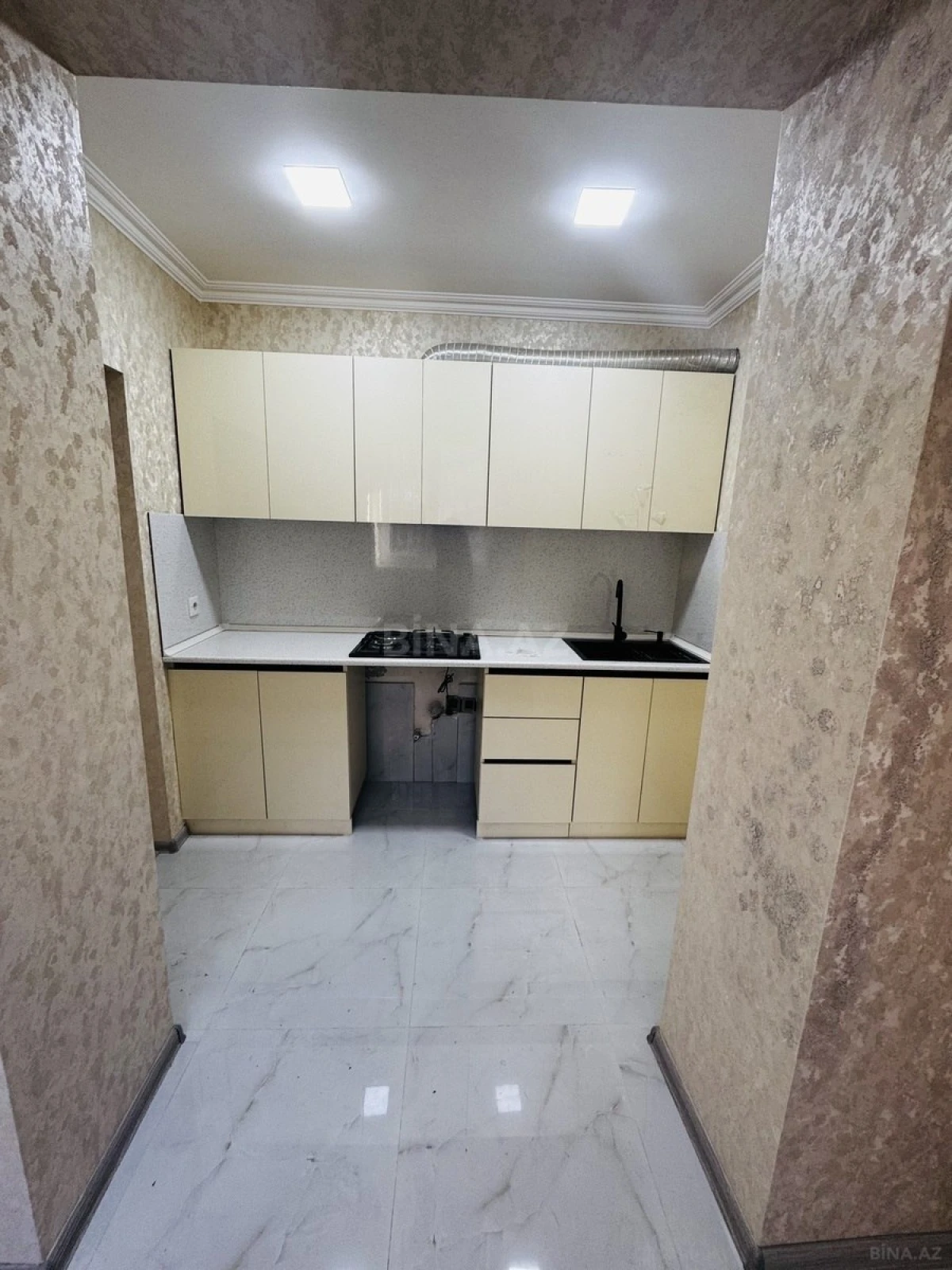 Satılır 3 otaqlı mənzil 100 m²