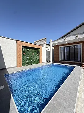 Satılır 4 otaqlı həyət evi 140 m²