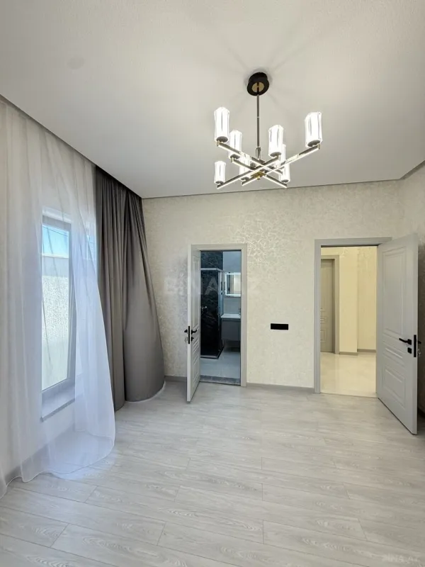 Satılır 4 otaqlı həyət evi 140 m²