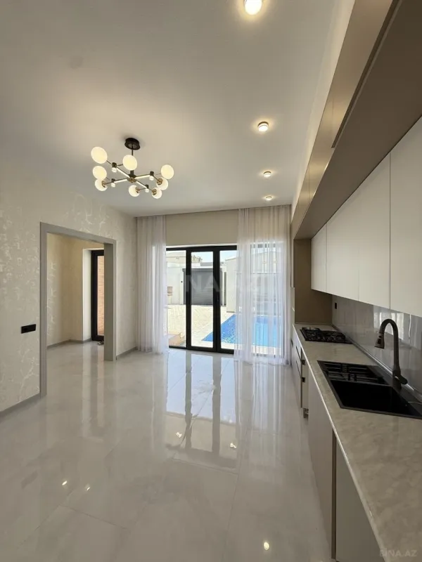 Satılır 4 otaqlı həyət evi 140 m²
