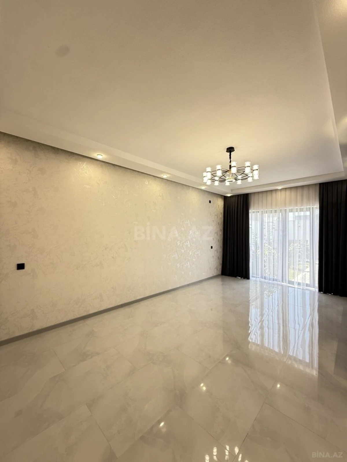 Satılır 4 otaqlı həyət evi 140 m²