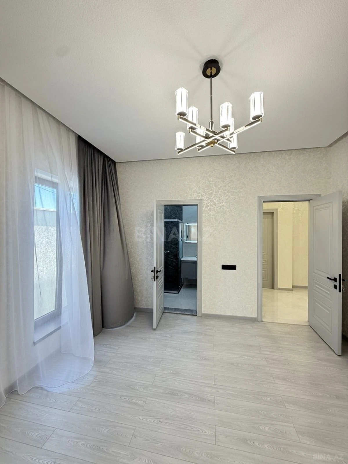 Satılır 4 otaqlı həyət evi 140 m²