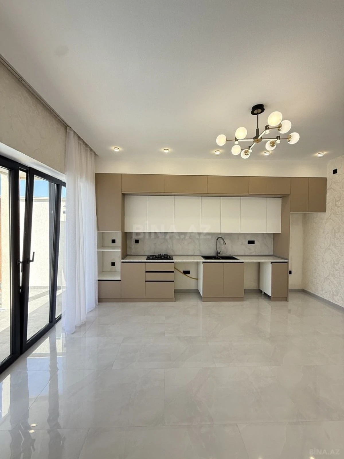 Satılır 4 otaqlı həyət evi 140 m²