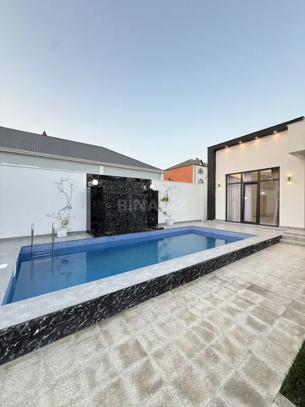 Satılır 4 otaqlı həyət evi 130 m²