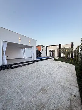 Satılır 4 otaqlı həyət evi 130 m²