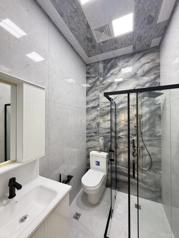 Satılır 4 otaqlı həyət evi 130 m²